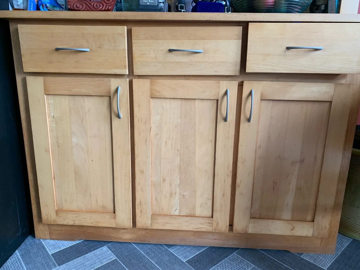 Dresser - Image 3