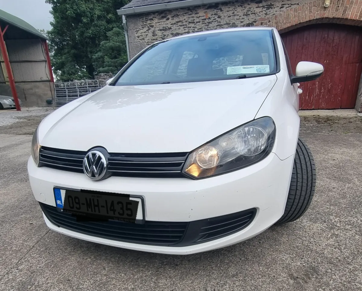 Volkswagen Golf 2009 - Image 1