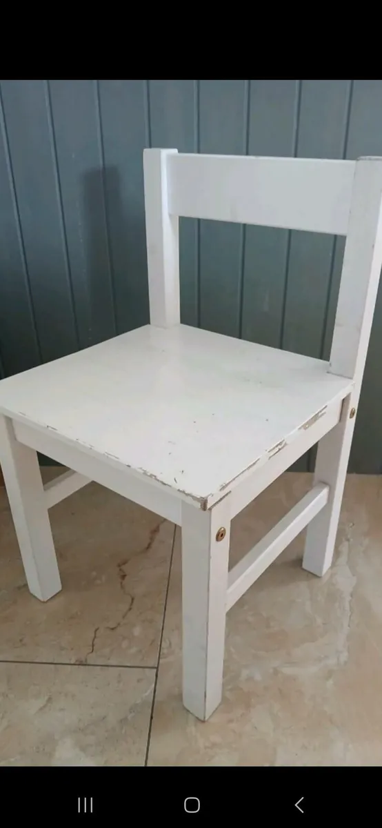 A pair of Children's wooden chairs - Image 4