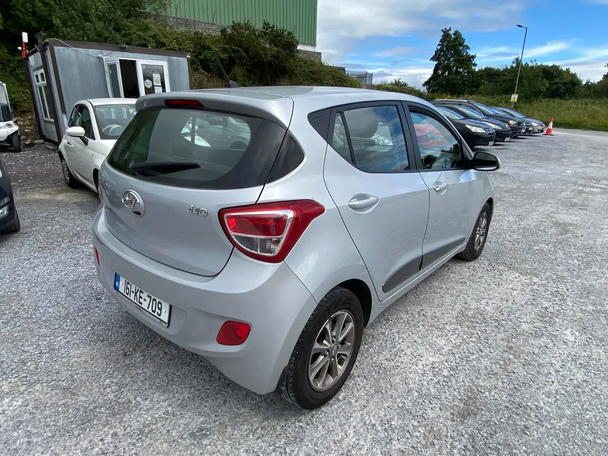 Hyundai i10 2016 - Image 2