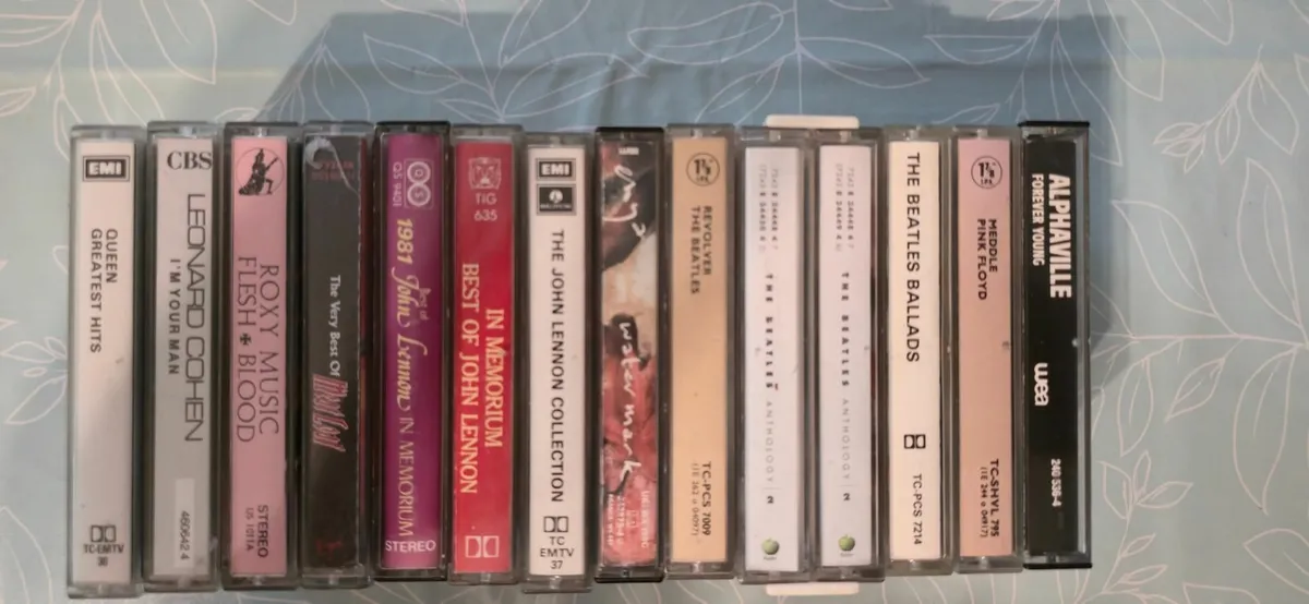 RARE ORIGINAL MUSIC CASSETTES FROM THE 70 & 80 / 2 - Image 1