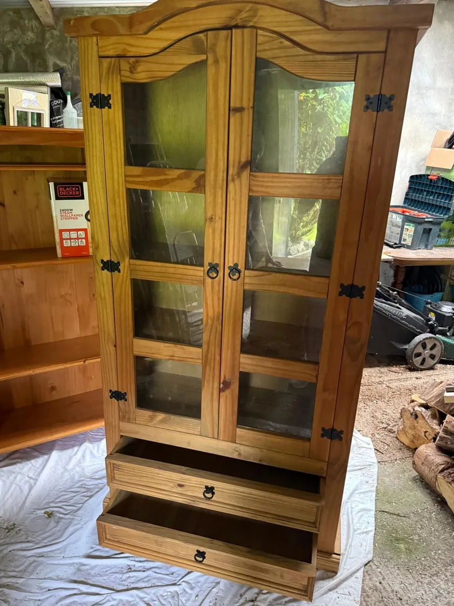 Mexican pine bookcase - Image 1