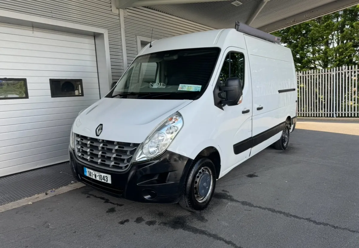 2014 Renault Master “Day Camper” 2.3L - Image 1