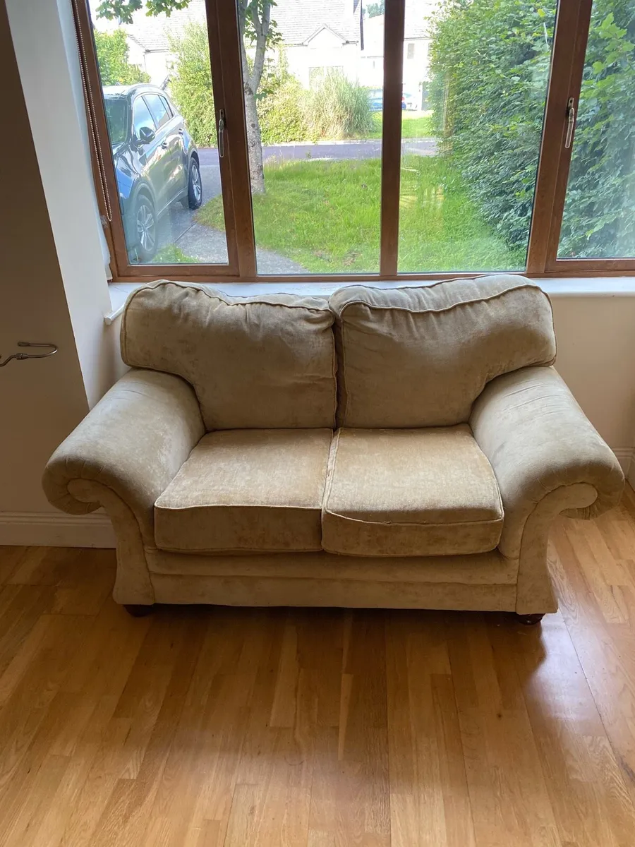 3 seater , 2 seater and and arm chair - Image 2