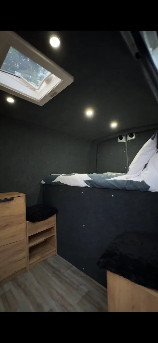 2014 Renault Master “Day Camper” 2.3L - Image 3