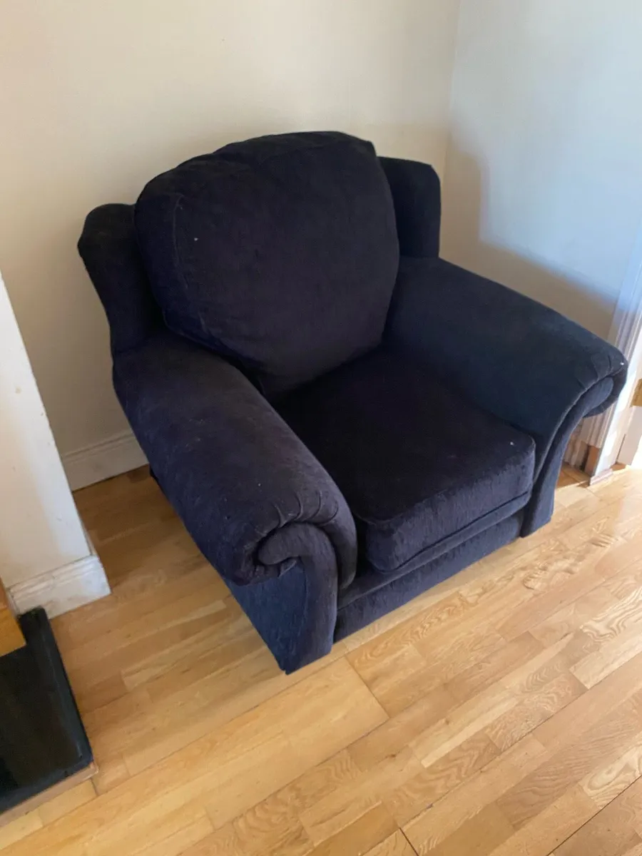 3 seater , 2 seater and and arm chair - Image 3