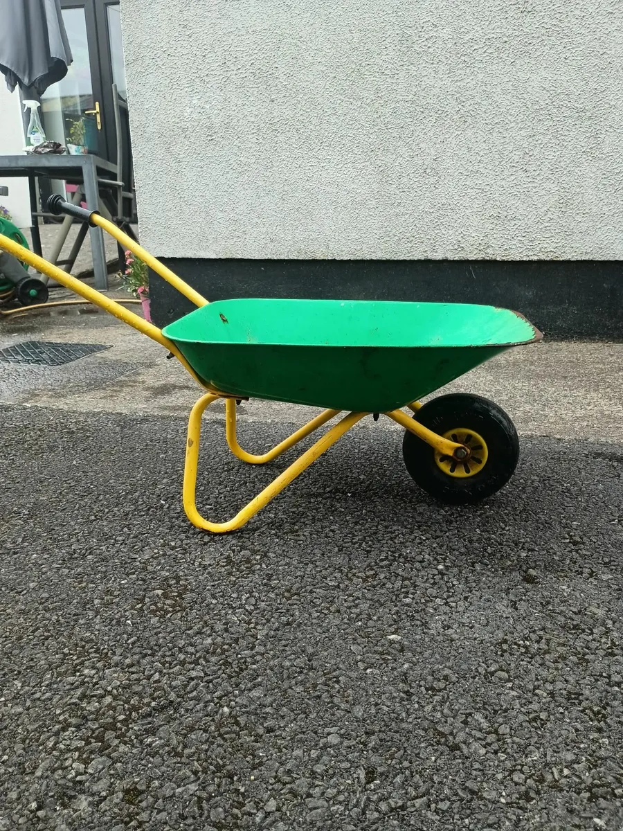 Kids wheelbarrow - Image 2