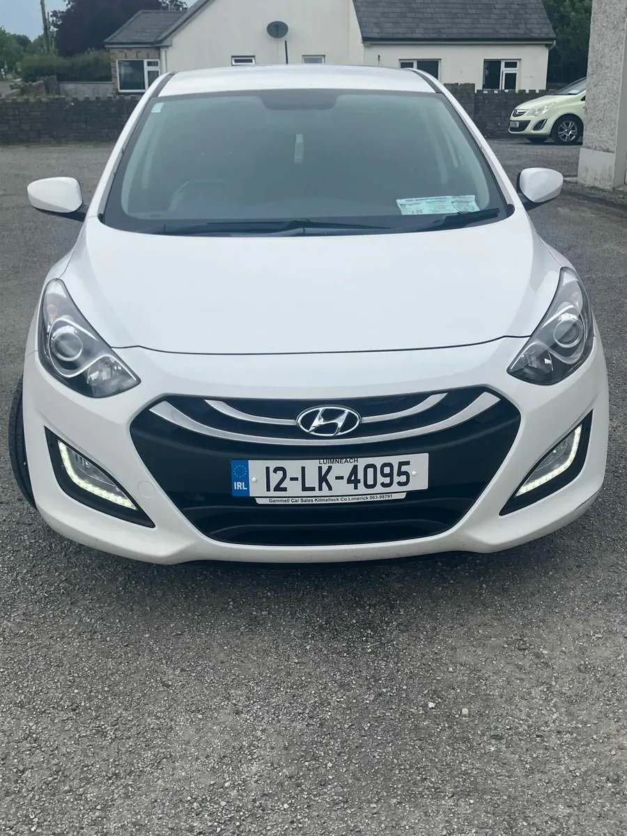 Hyundai i30 2012 - Image 2
