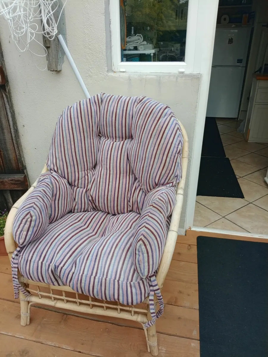 Wicker sofa & armchair - Image 1
