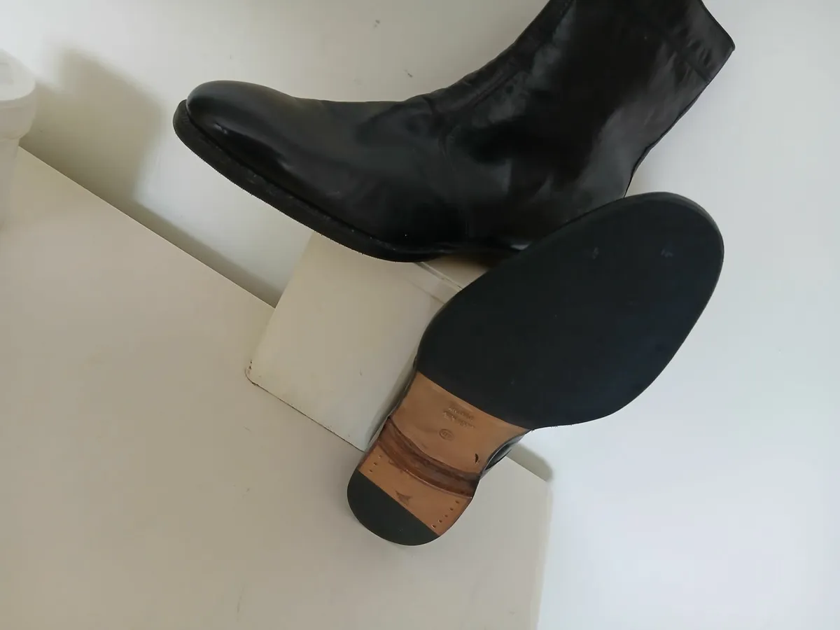 Mens  Boots - Image 2