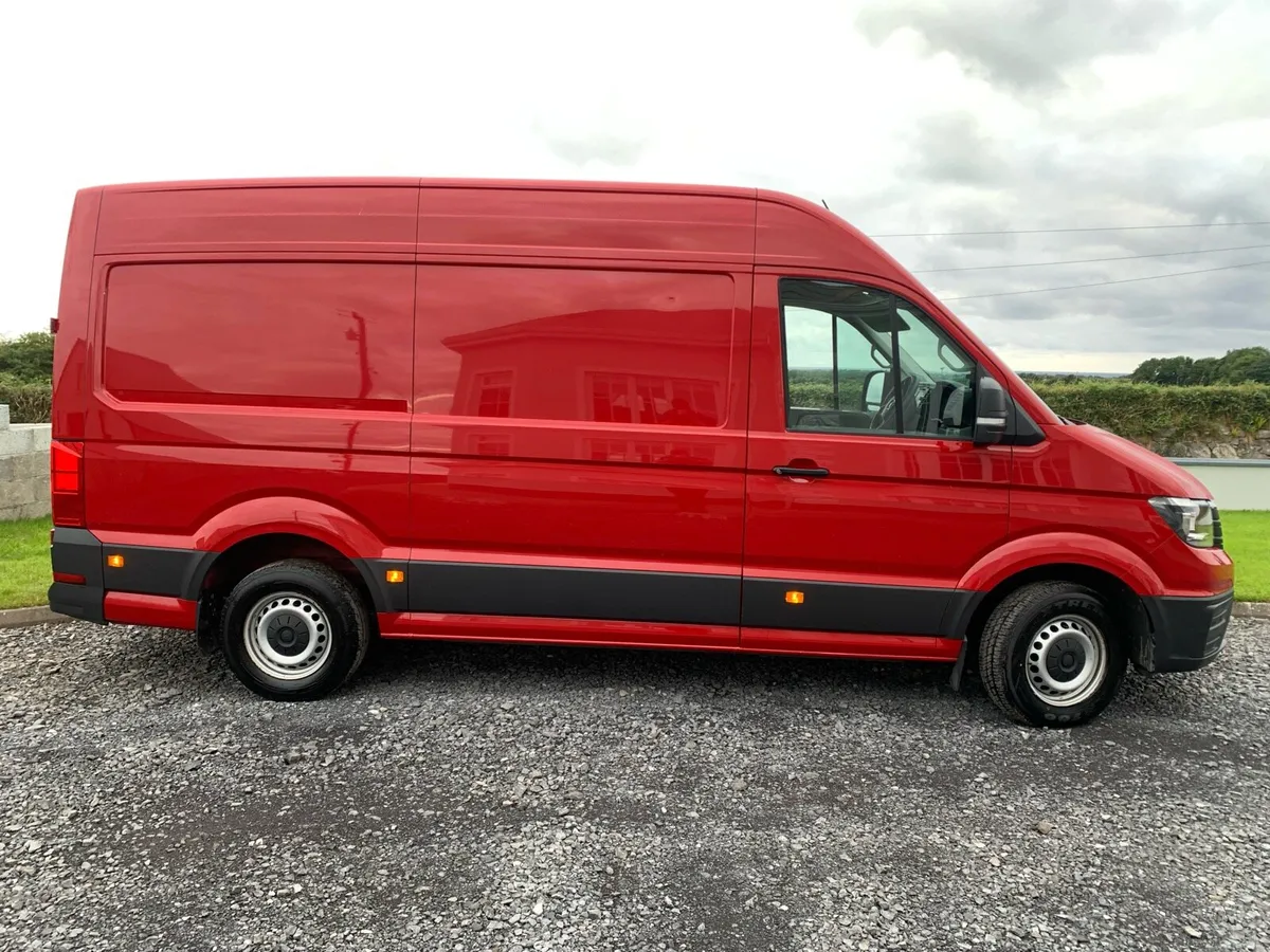 2020 Vw Crafter 2.0 Tdi 140 bhp MWB/HR - Image 2