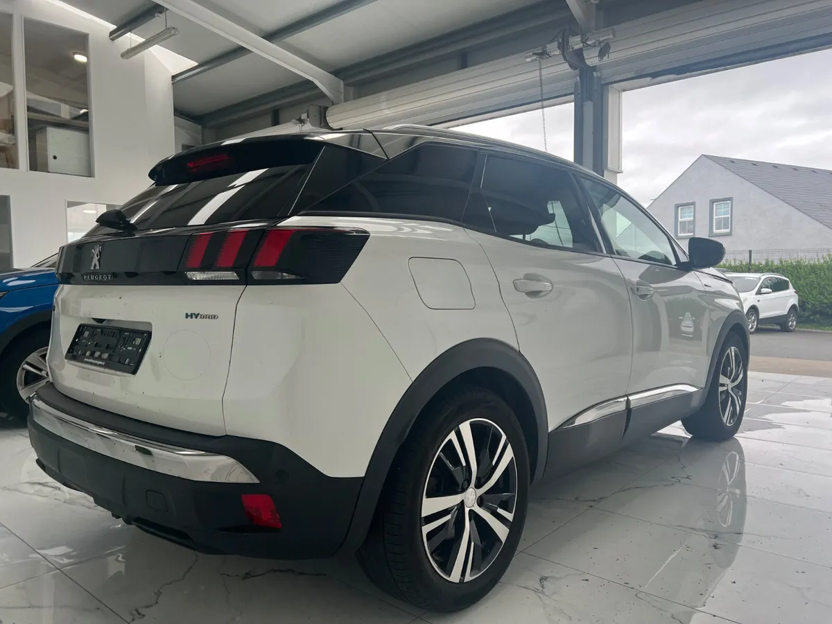 Peugeot 3008 2021 - Image 3