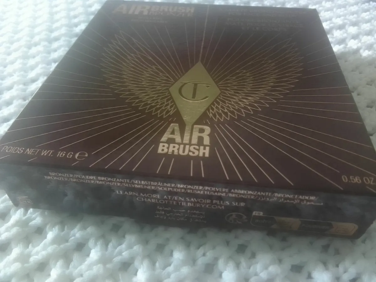 CHARLOTTE TILBURY AIRBRUSH BRONZER  BRAND NEW - Image 4