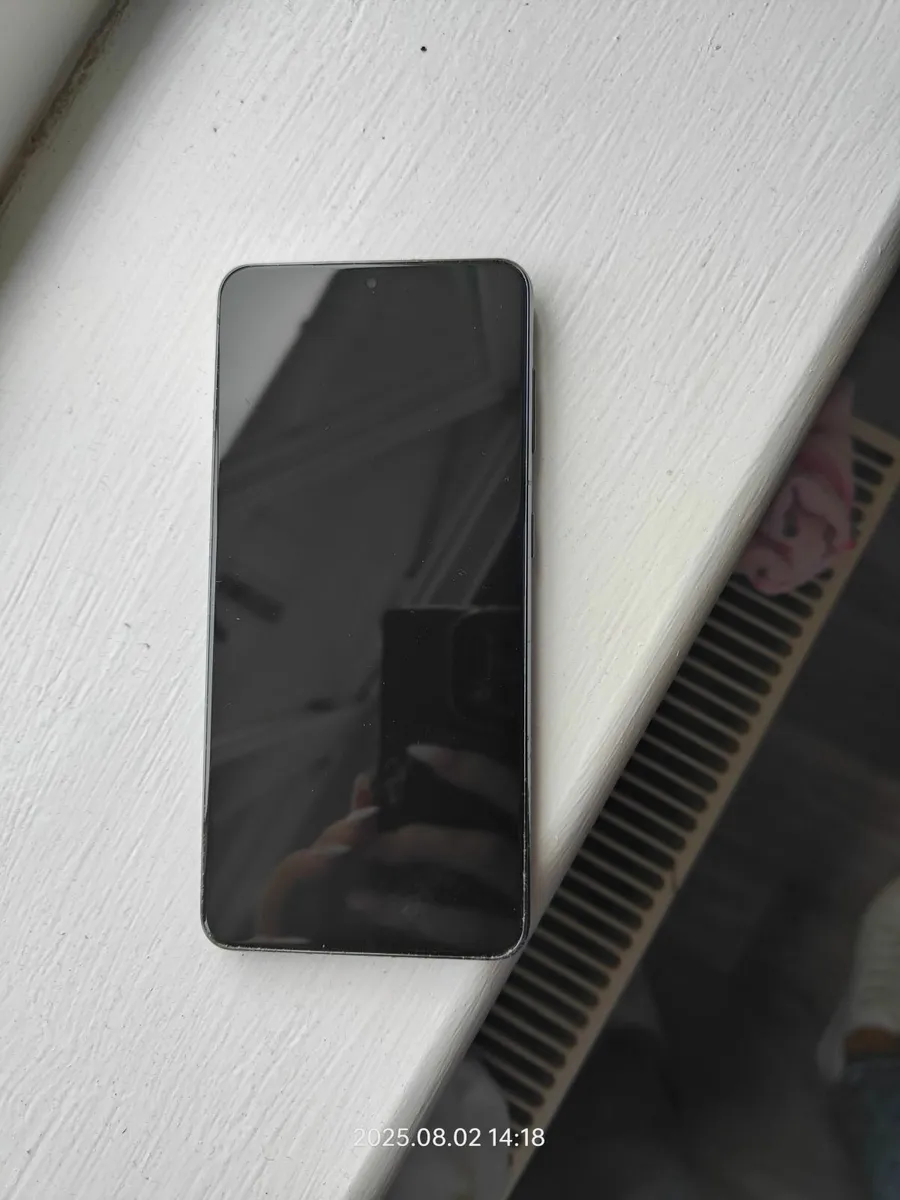 Samsung S21 Three Network - Image 1