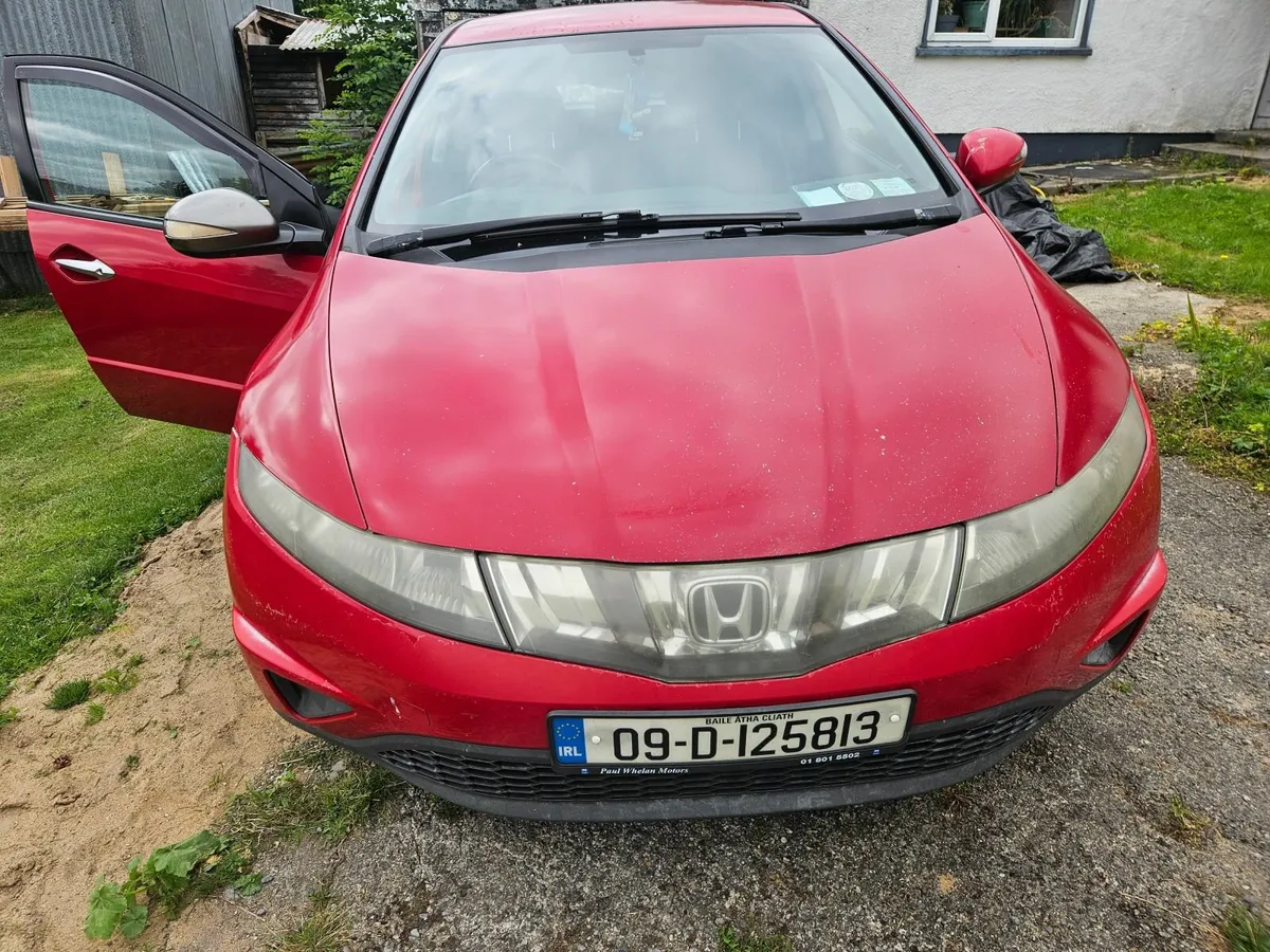 Honda Civic 2009 - Image 2
