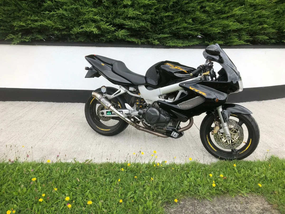 Honda vtr firestorm 1000cc - Image 3