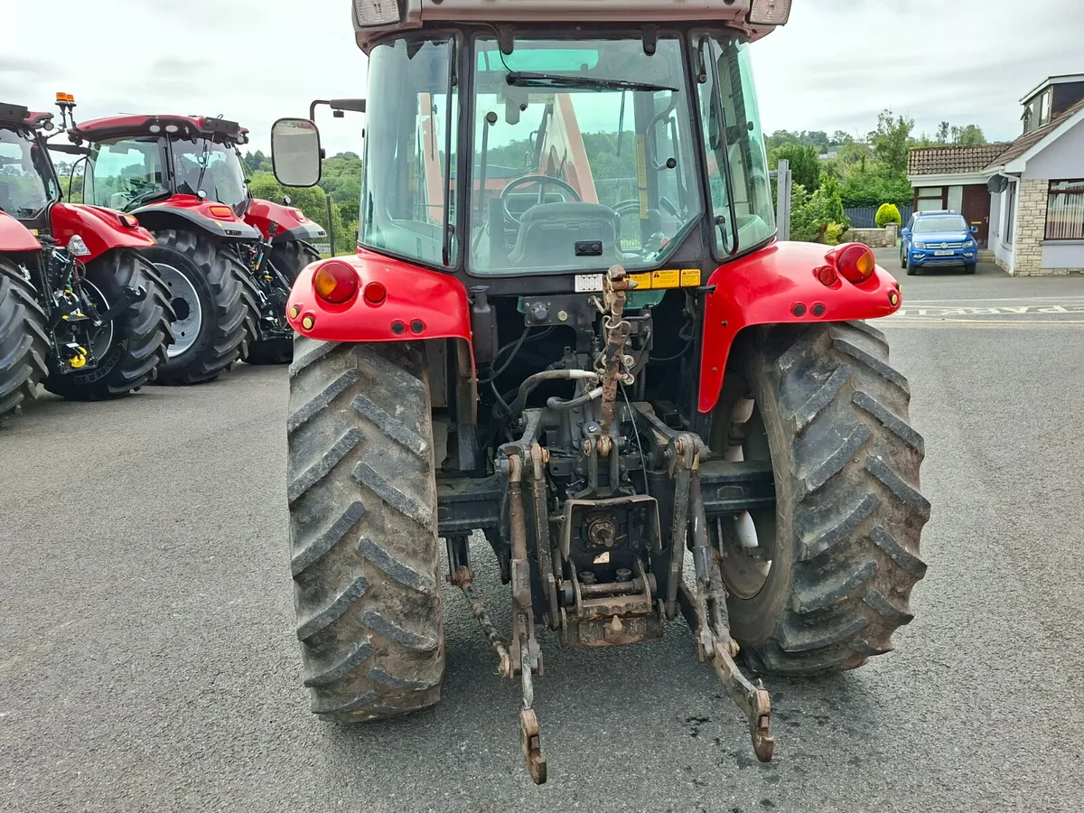 MASSEY FERGUSON 5455 & LOADER - Image 4