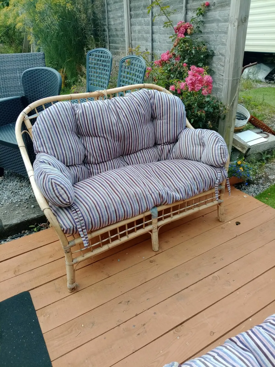 Wicker sofa & armchair - Image 2