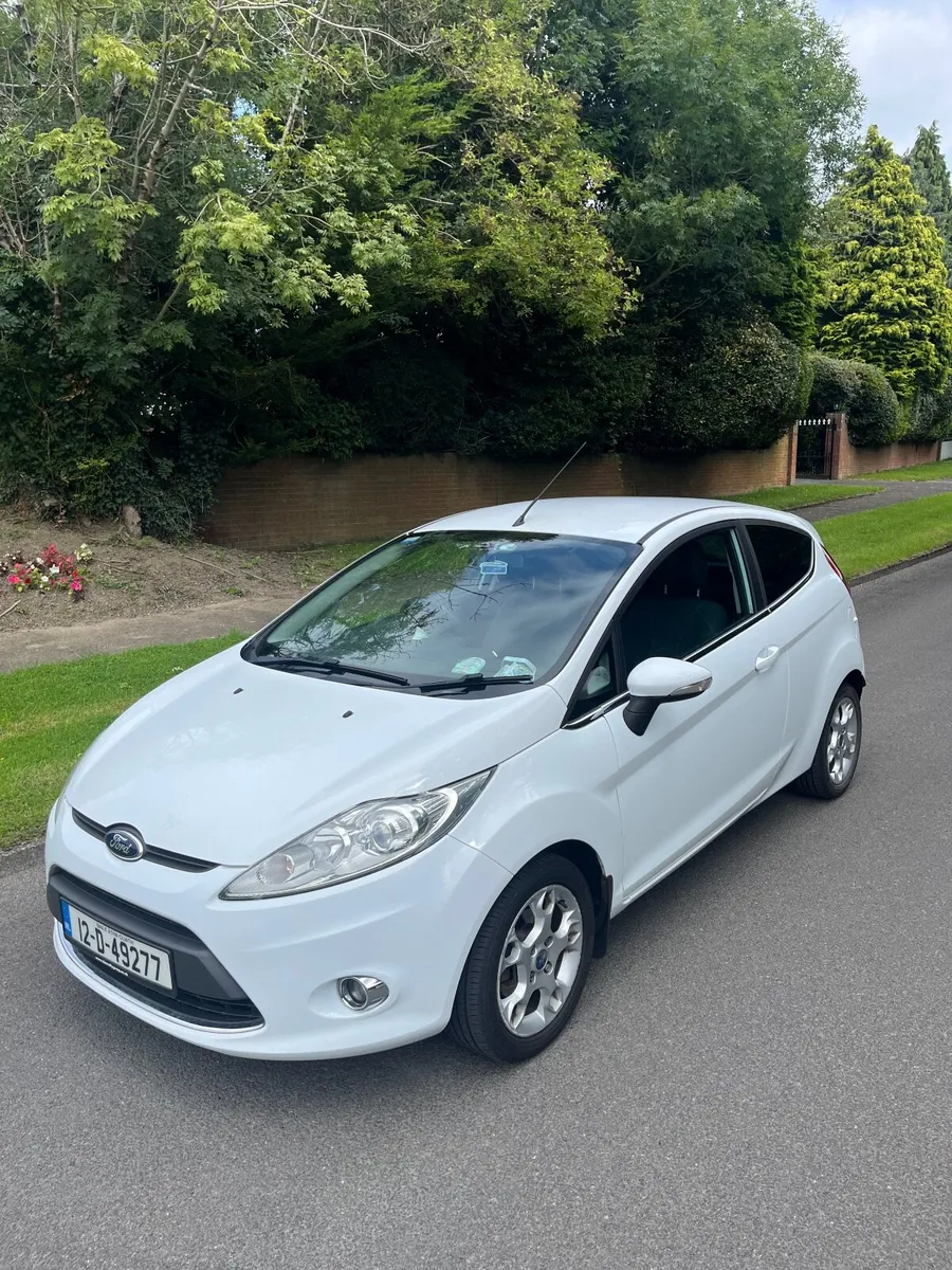 Ford Fiesta Zetec 2012 - Image 4