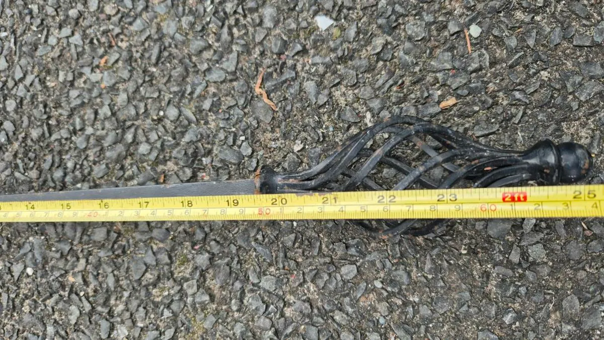 Large fireplace tools set - Image 3