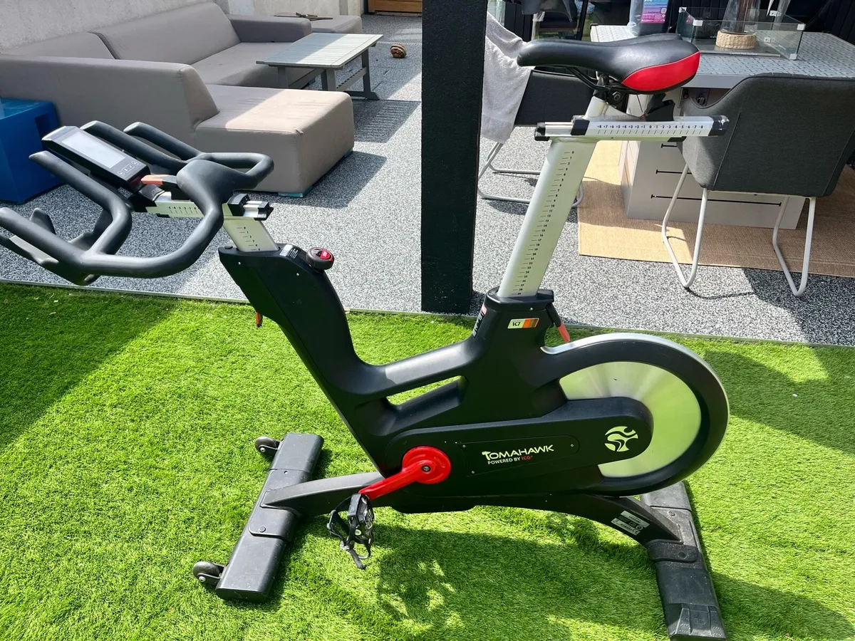 Tomahawk IC7 indoor cycle bike - Image 3