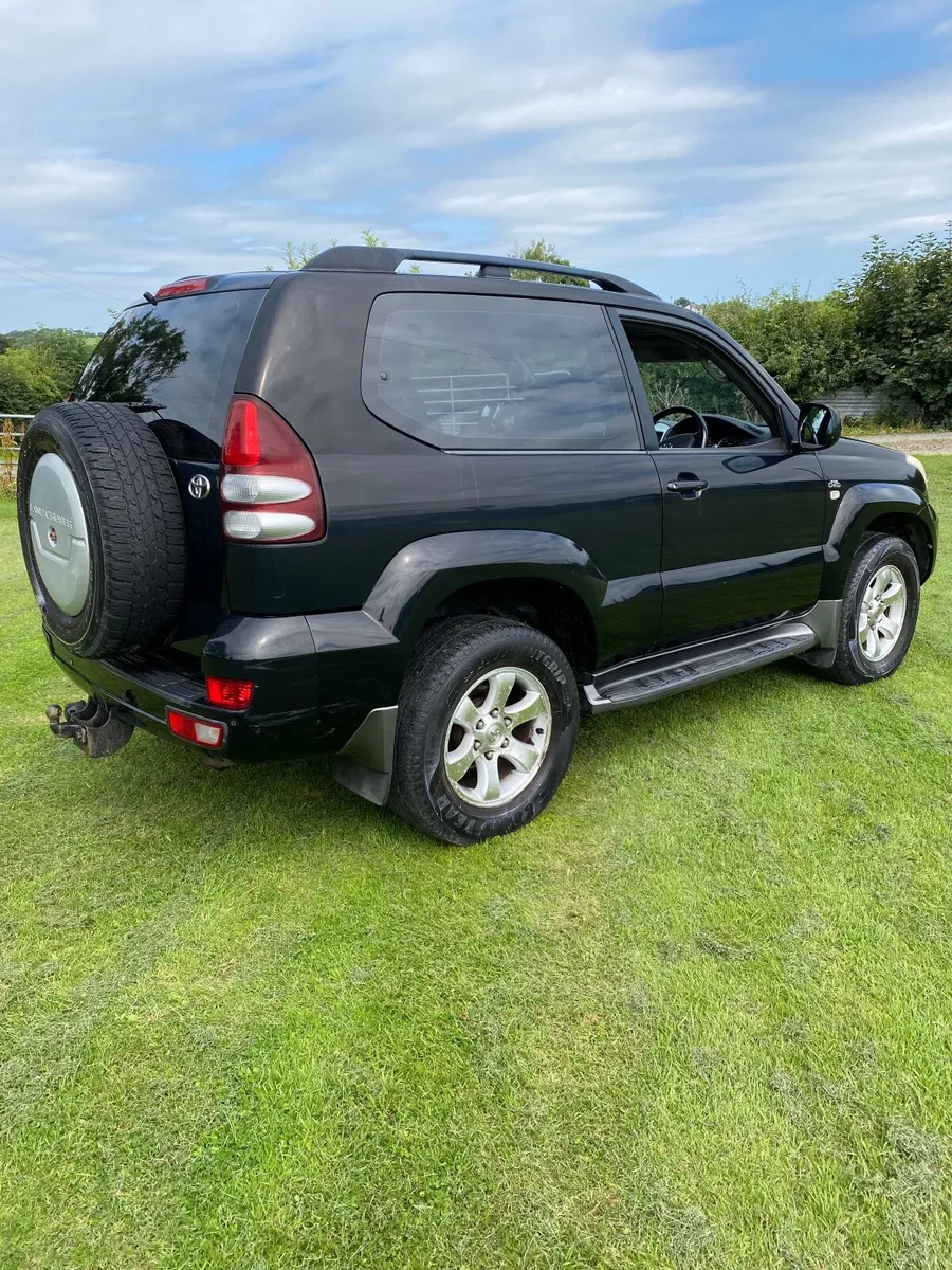 Toyota Land Cruiser - Image 4