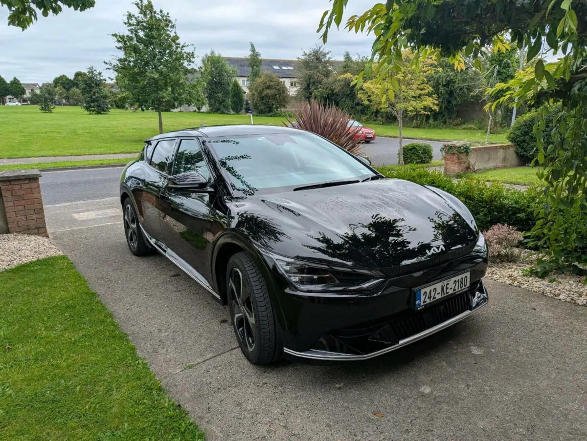 Kia EV6 SEM 2024 - Image 1