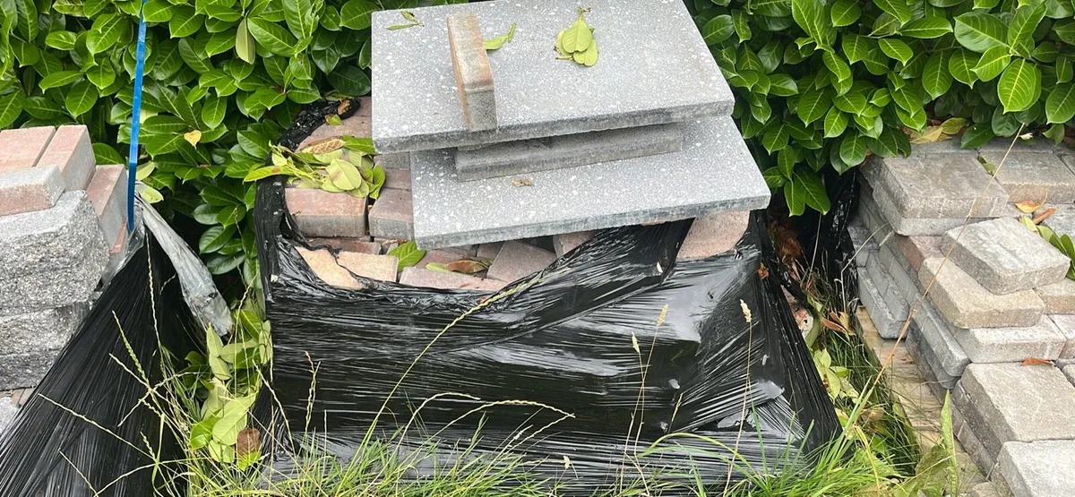 Bricks - Image 4
