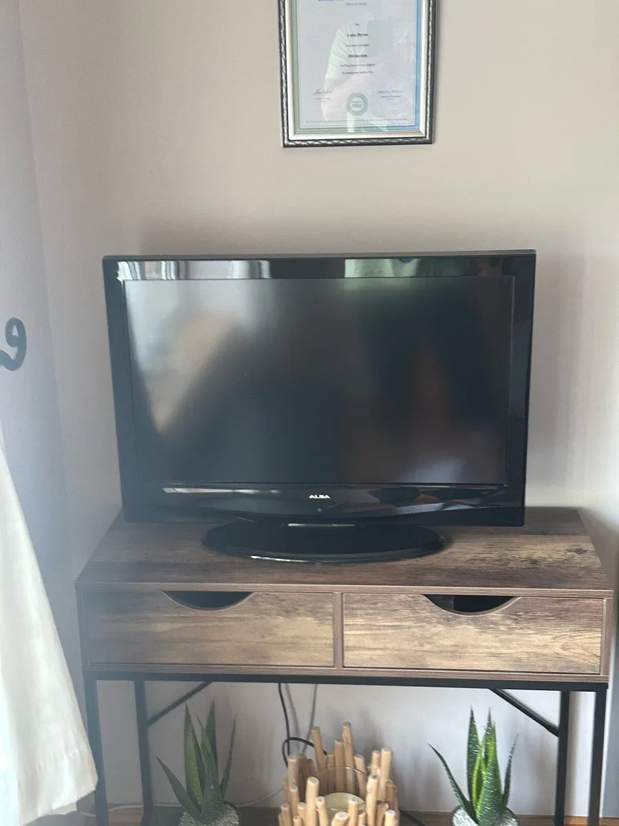 26in HD TV