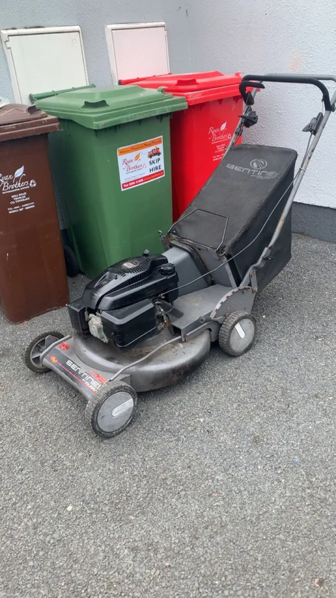 Murray Self drive Lawnmower - Image 1