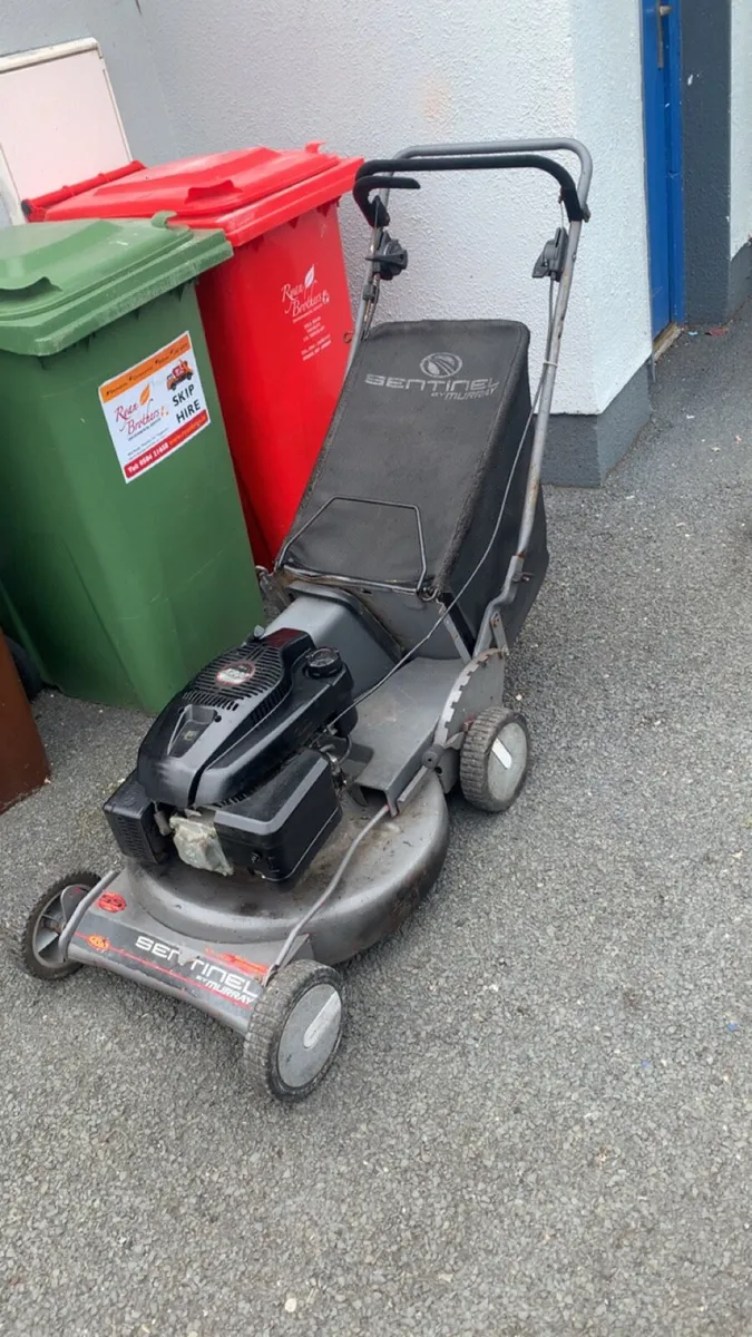 Murray Self drive Lawnmower - Image 2