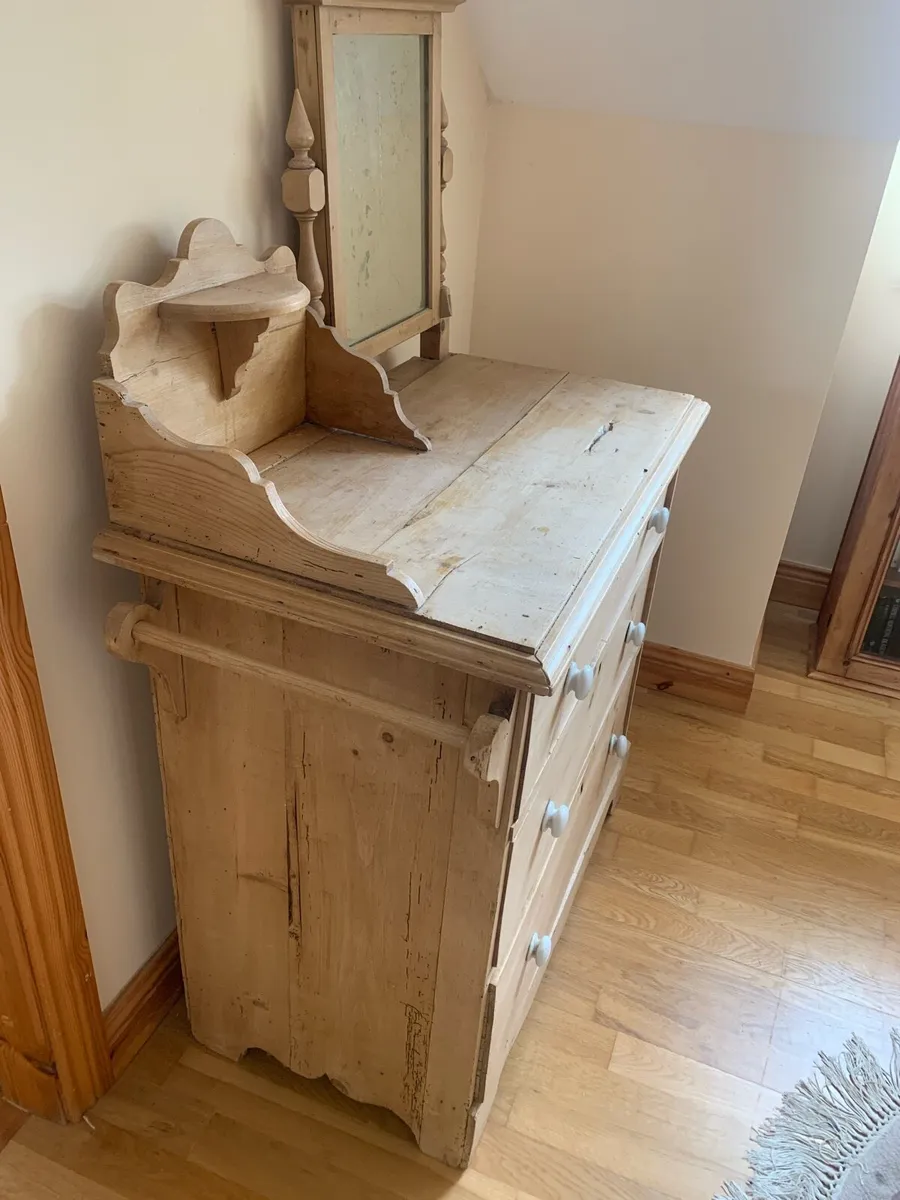 Dressing table - Image 2