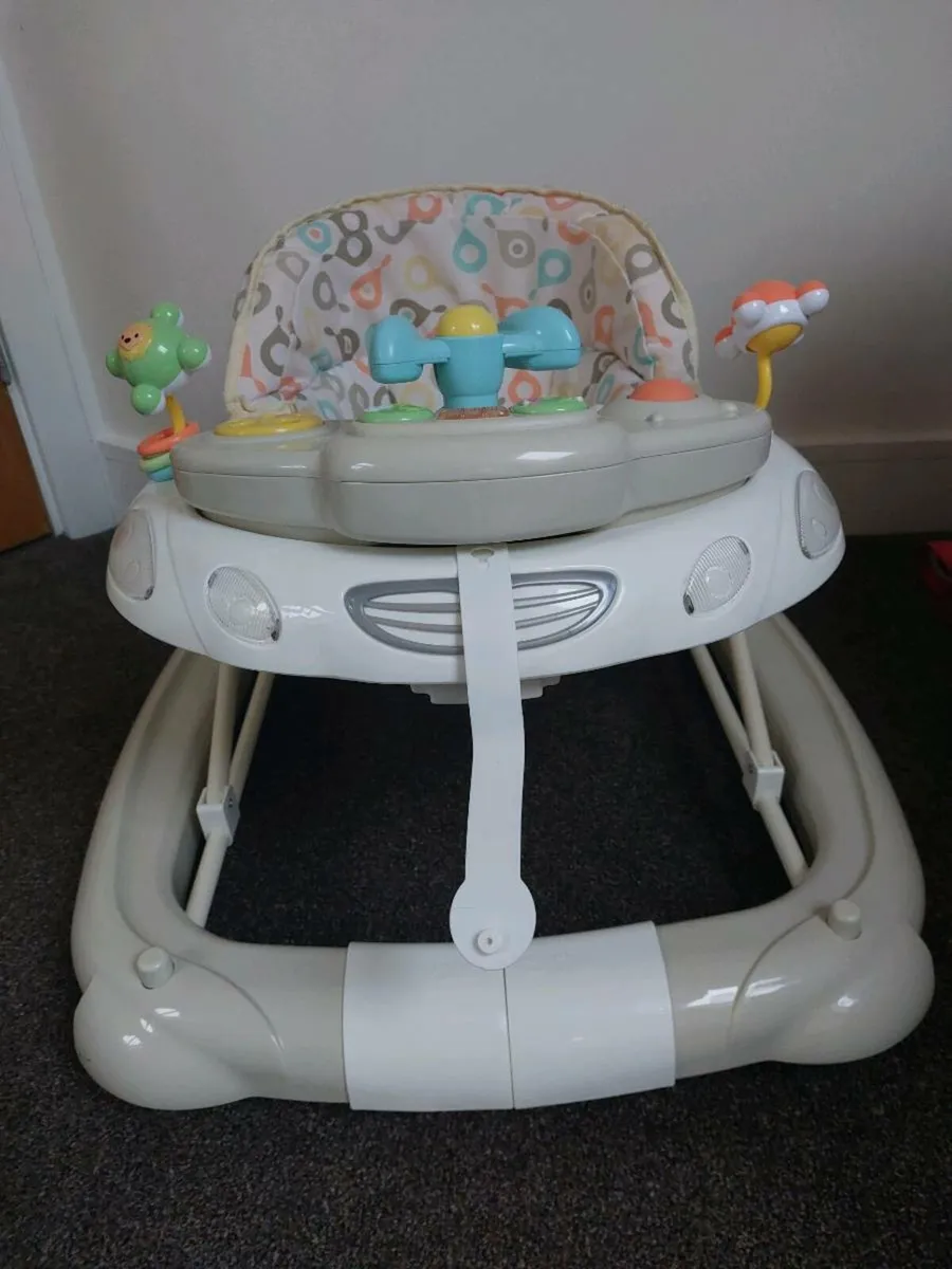Foldable baby walker - Image 2