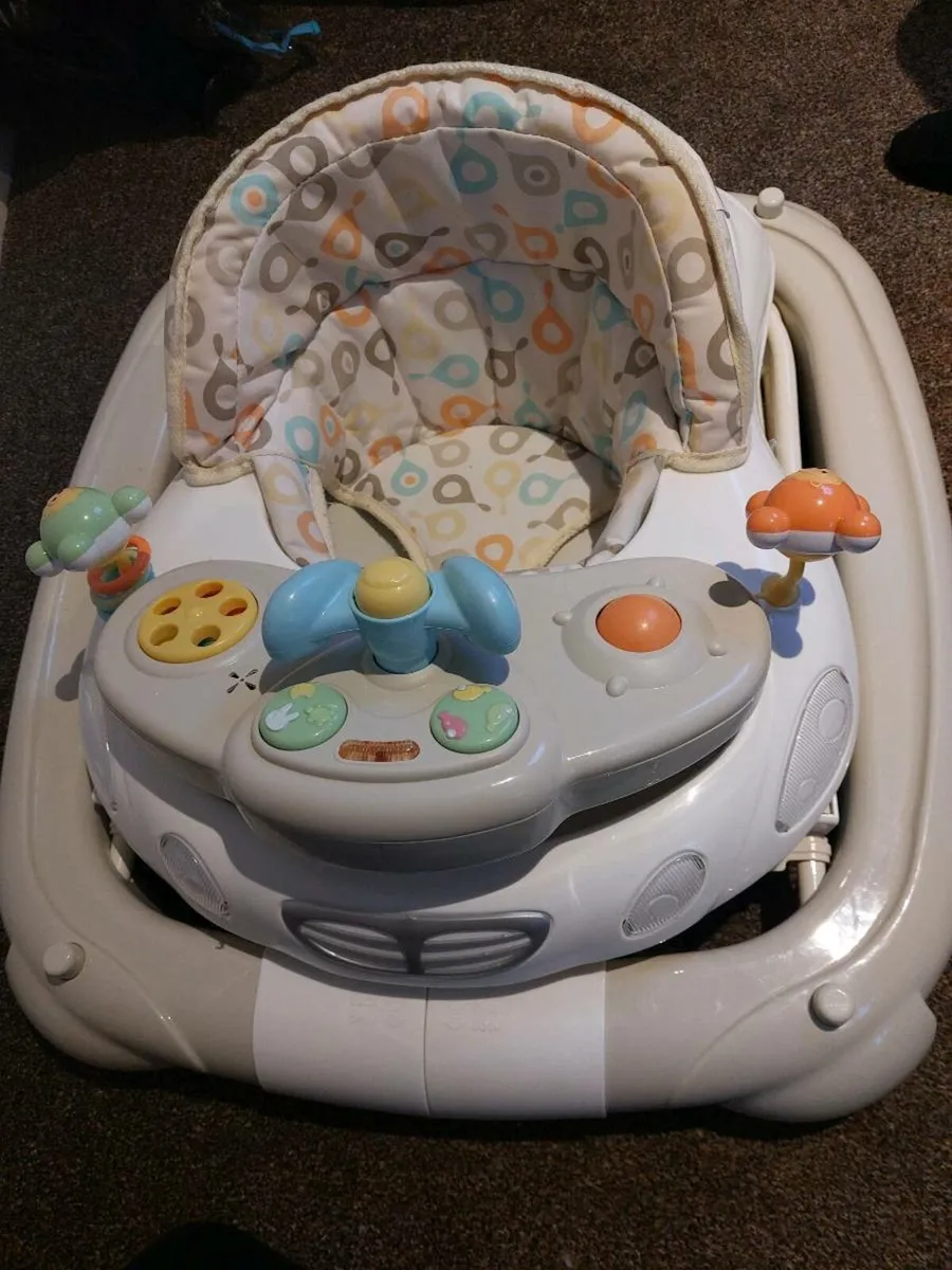 Foldable baby walker - Image 4
