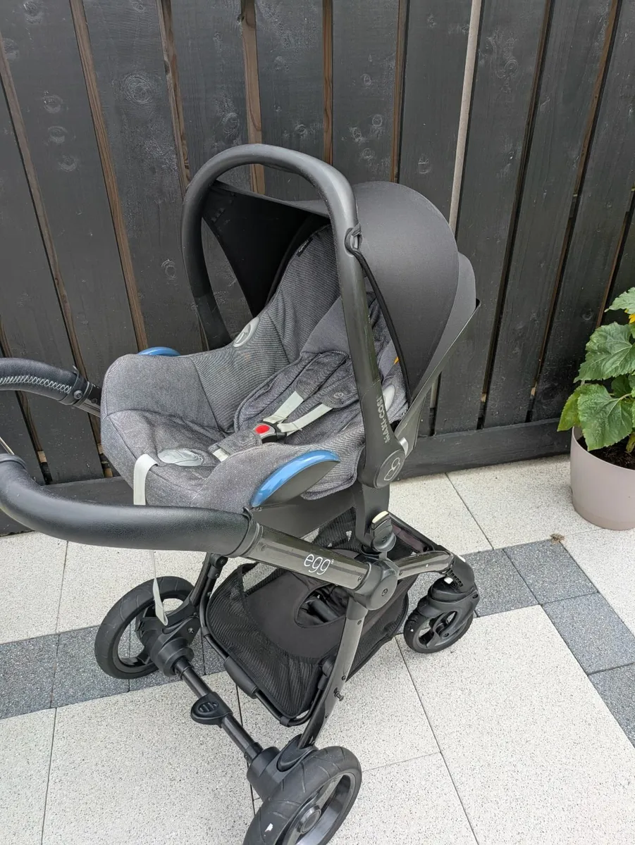 Complete Egg Travel System Bundle – Carbon Grey - Image 4