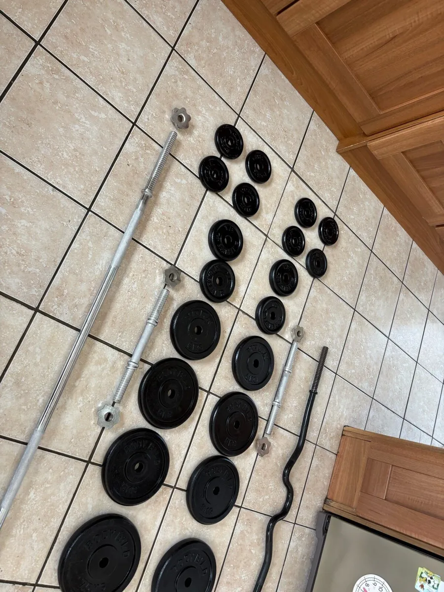 METAL WEIGHTLIFTING 5 X BARS + 100KG IN PLATES - Image 4