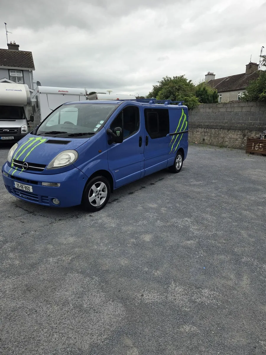 05 OPEL VIVARO 1.9D - Image 2