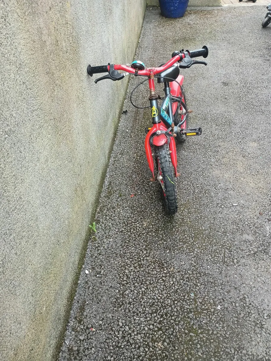 Boys avengers bike for kids - Image 3