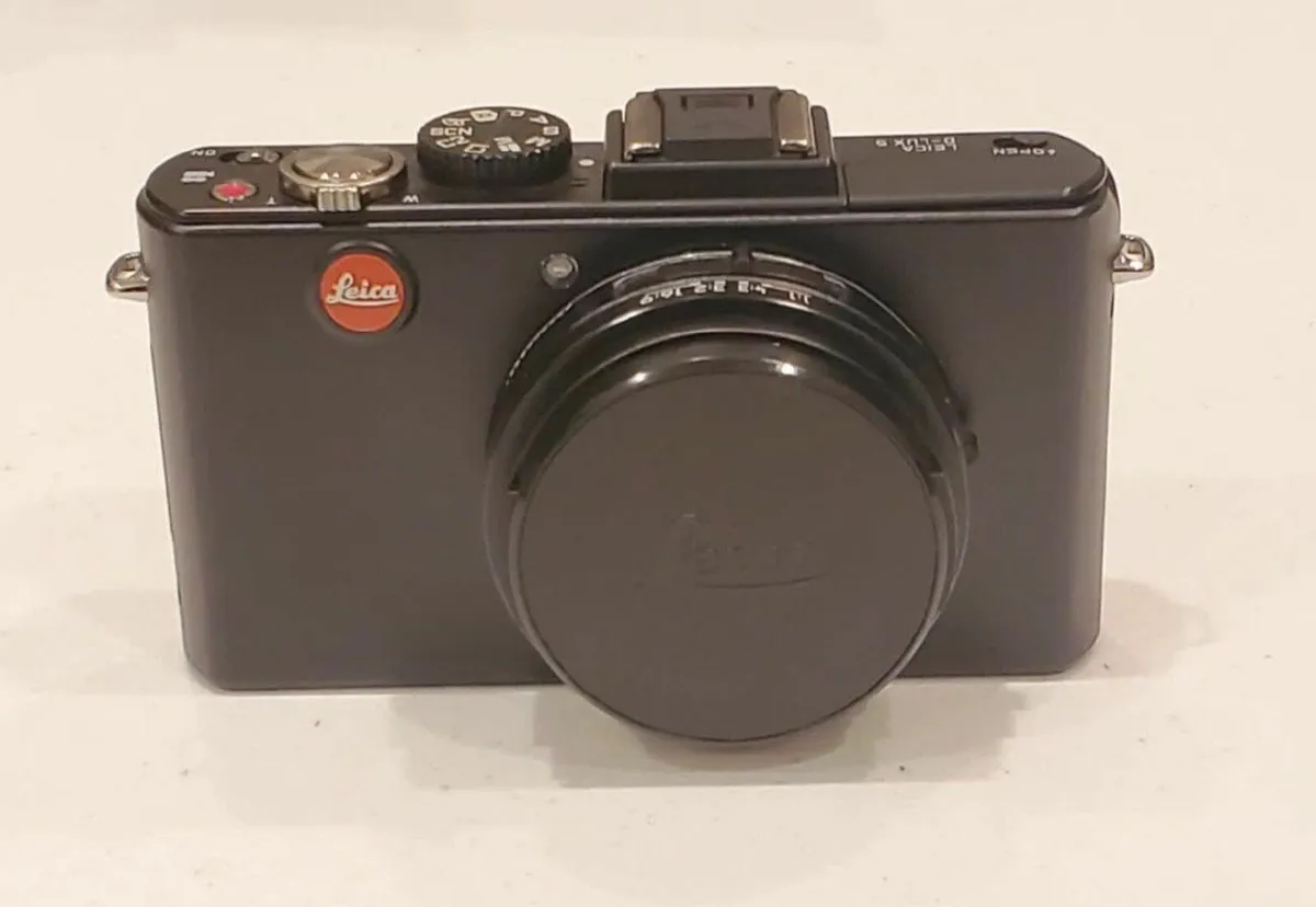 Leica D-LUX 5 CIB VERY GOOD CONDITION - Image 1