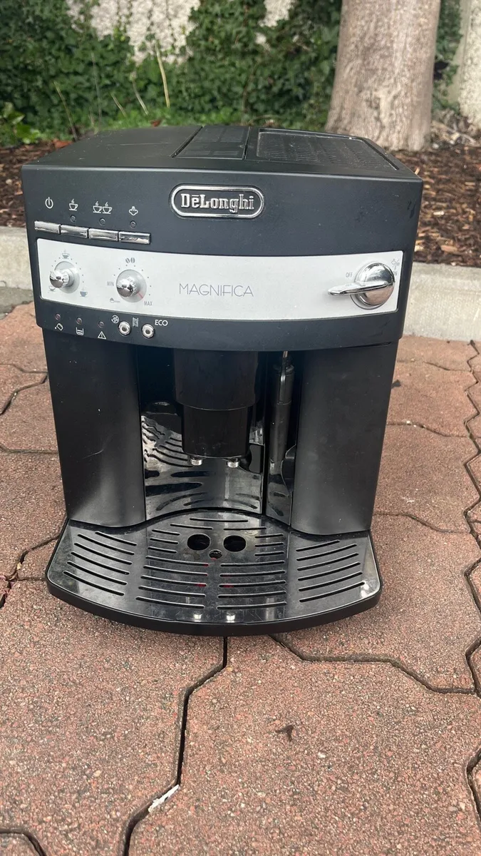 DeLonghi Fully Automatic Coffee Machine - Image 2