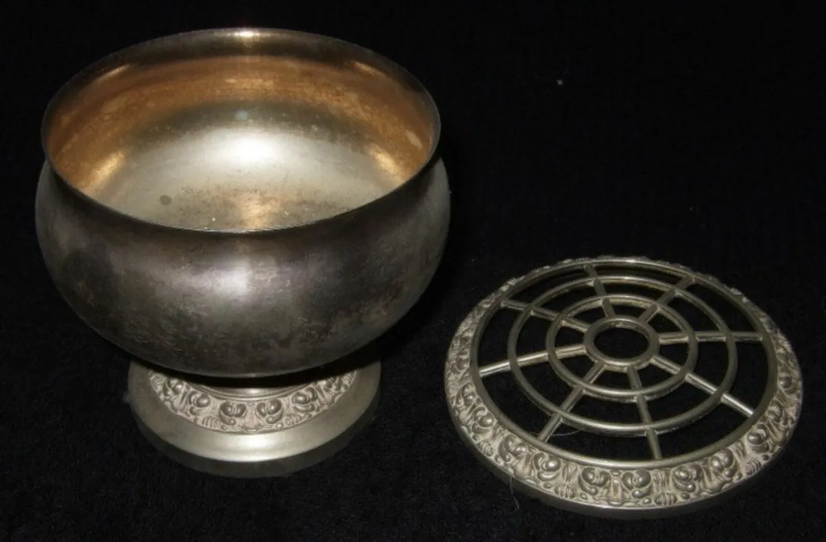 Vintage EPNS Rose Bowl - Image 3