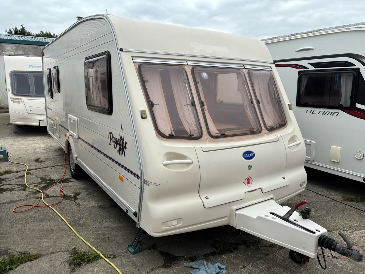 Bailey pageant 5 berth family caravan - Image 4