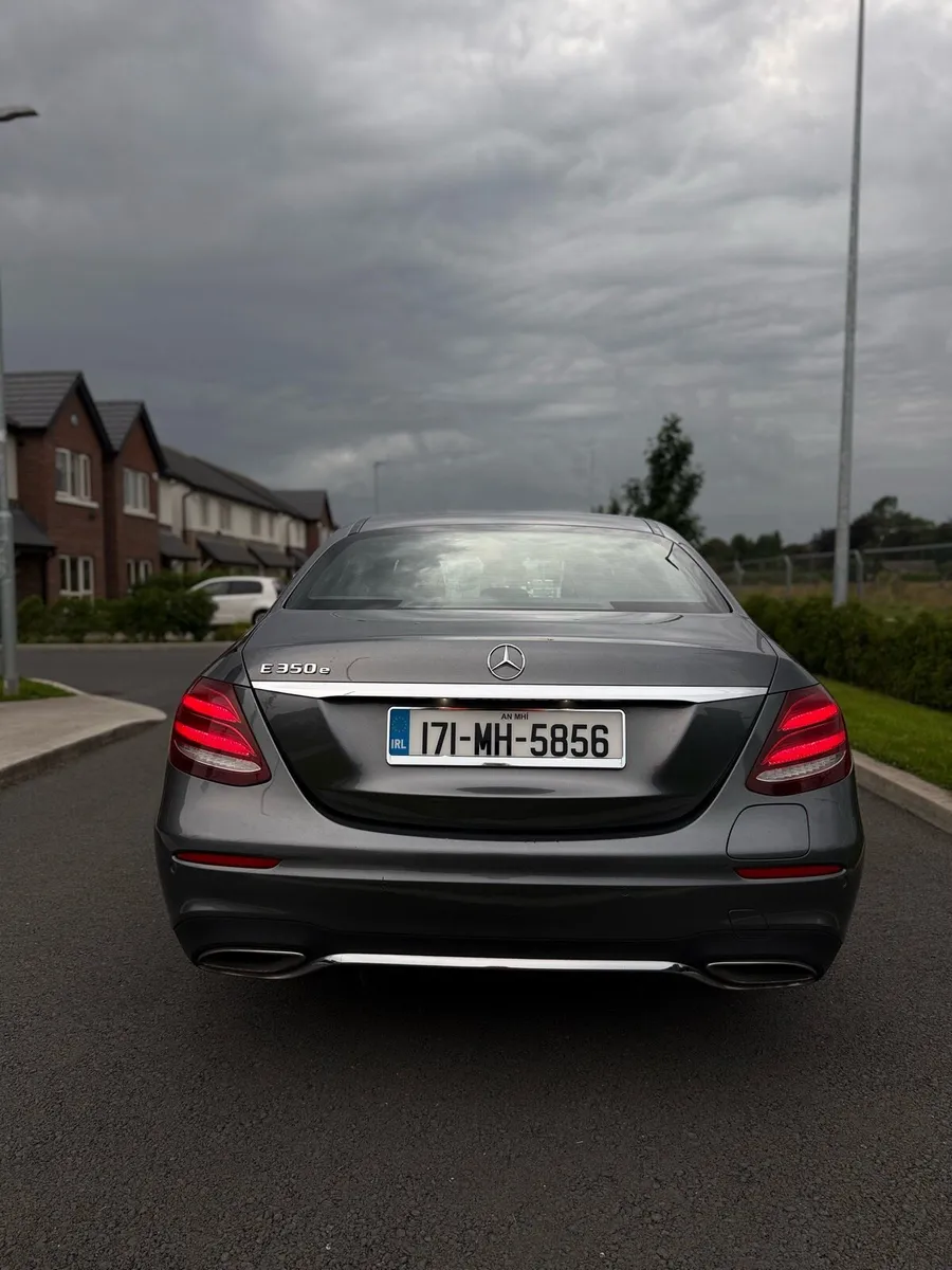 Mercedes E class hybrid & plug in - Image 3