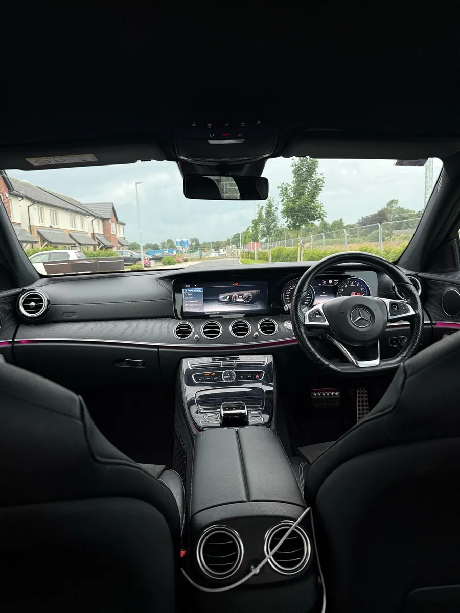 Mercedes E class hybrid & plug in - Image 4