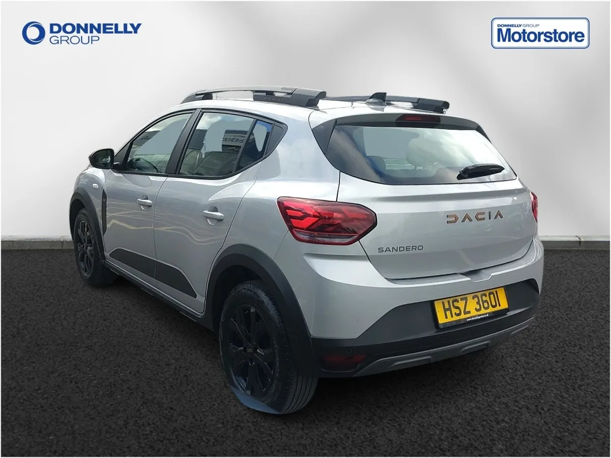 Dacia Sandero Stepway Hatchback Extreme - Image 2