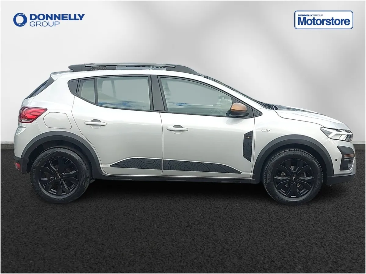 Dacia Sandero Stepway Hatchback Extreme - Image 3