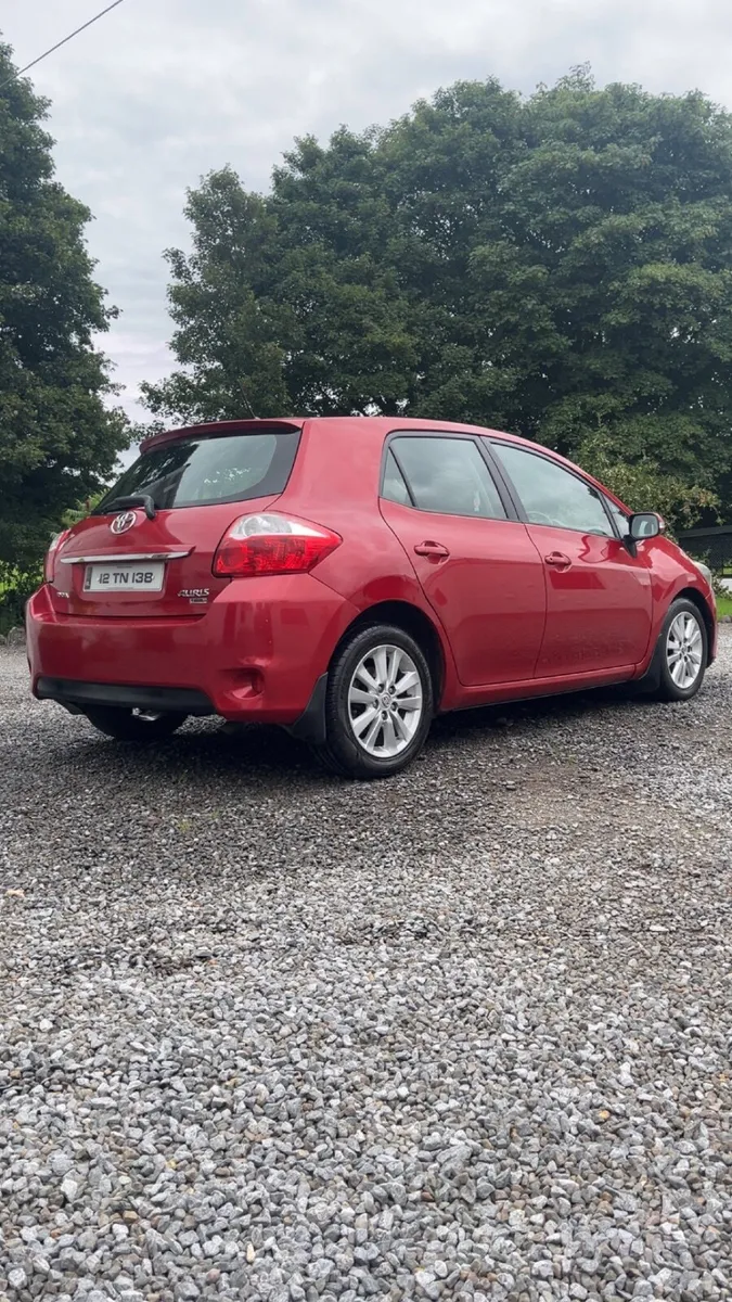 Toyota Auris 2012 - Image 3