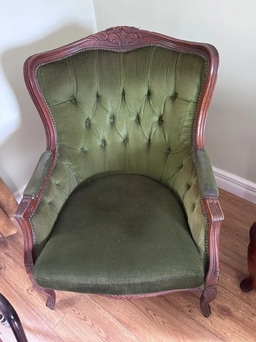 Antique 3 piece Suite - Image 2