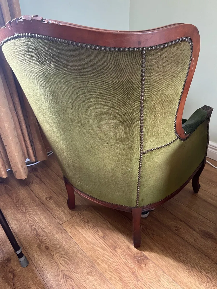 Antique 3 piece Suite - Image 3