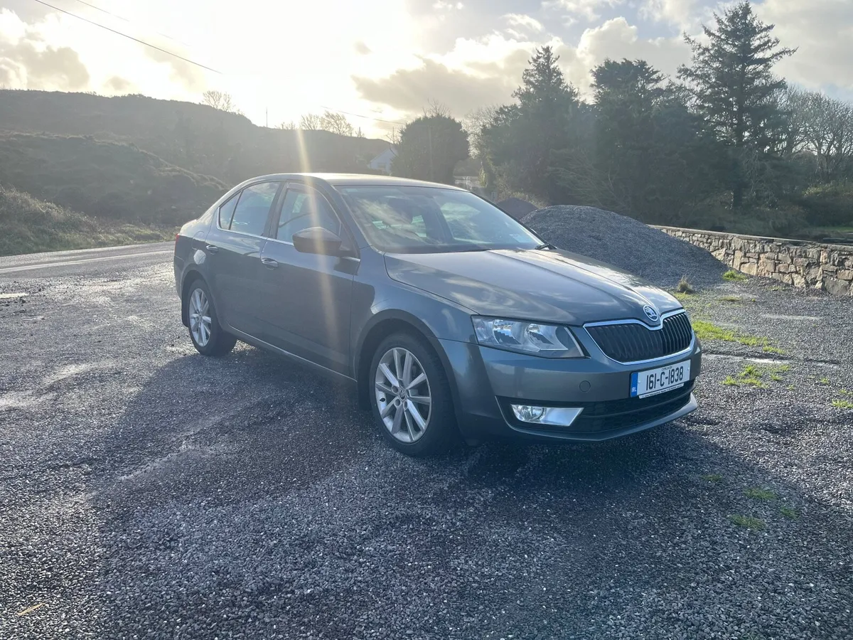 Skoda Octavia 2016 (NCTed & Tax) - Image 4